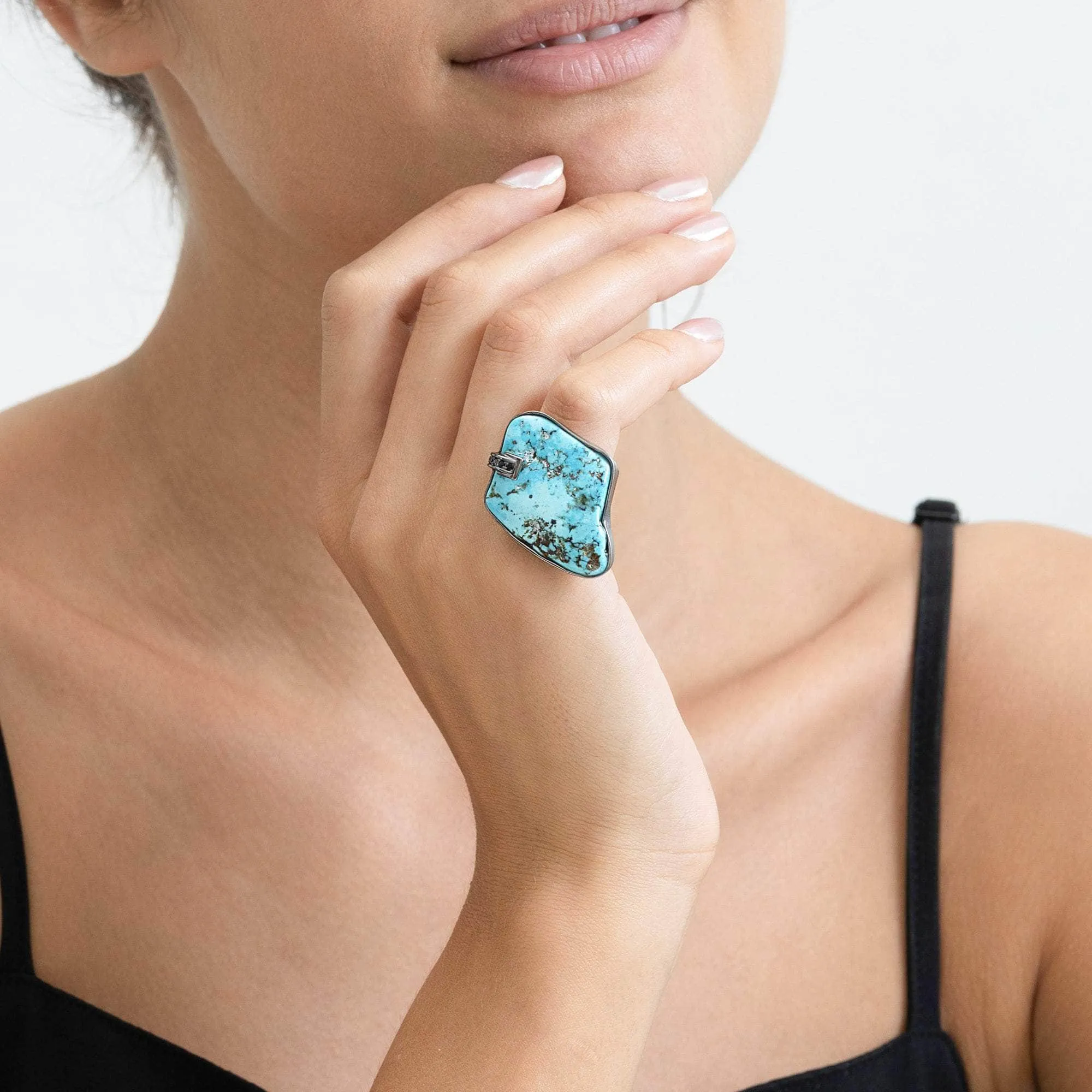 Ataeru Turquoise and Spinel Ring