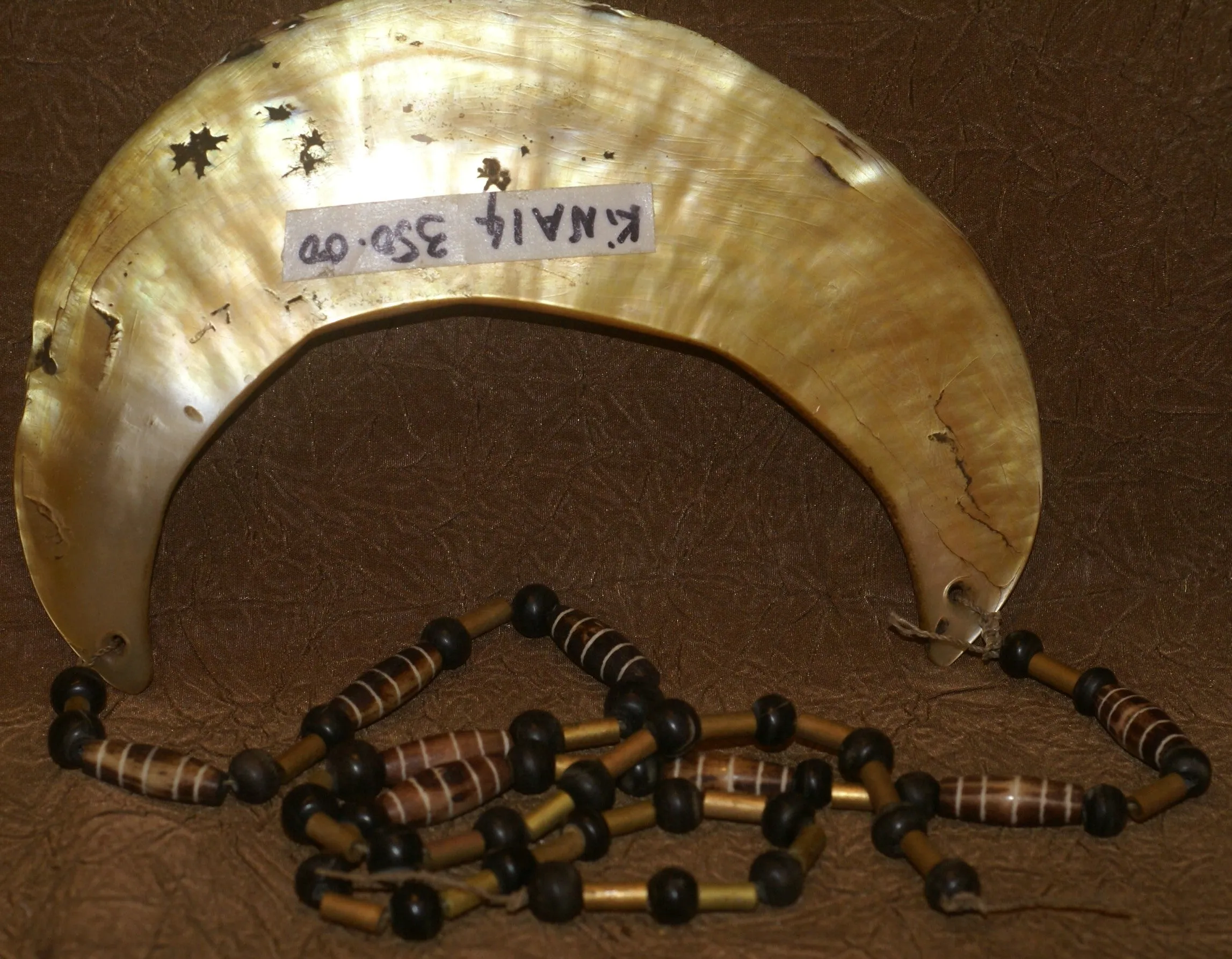 Bride Price Currency, Rare Vintage Ceremonial Moka Kina Shell Necklace (Huge Mother of Pearl Crescent) with Beaded Chain, Pectoral Collected from the Foi Tribe (New guinea), late 1900’s, Highly Collectible. KINA14