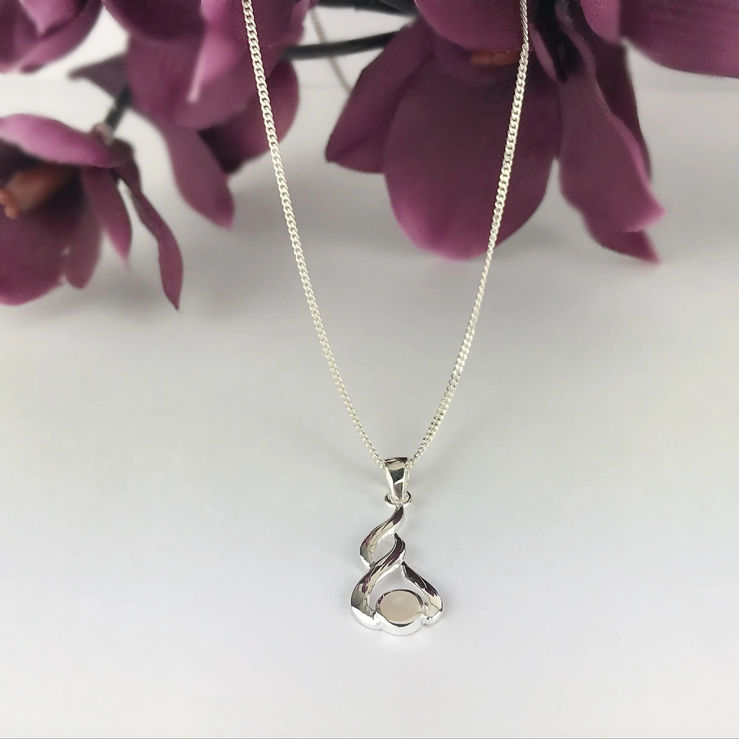 Entwined Pendant - VP288