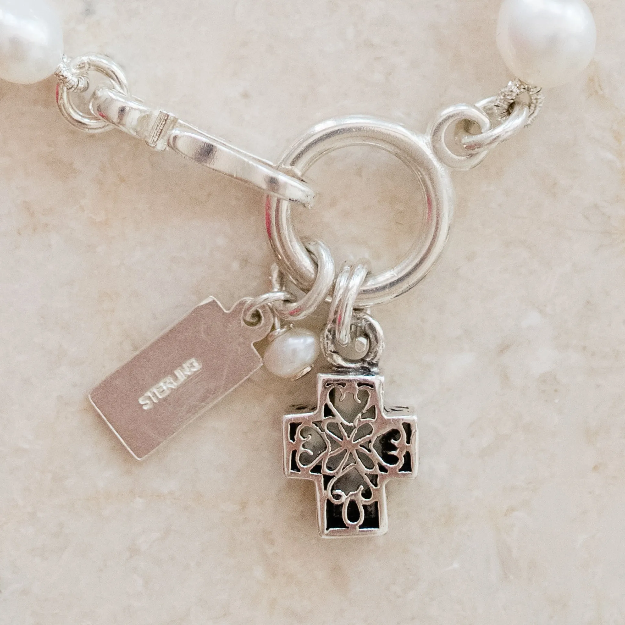 Faith Pearl Bracelet | Freshwater Pearls & Mother of Pearl Cross | By Pearly Girls