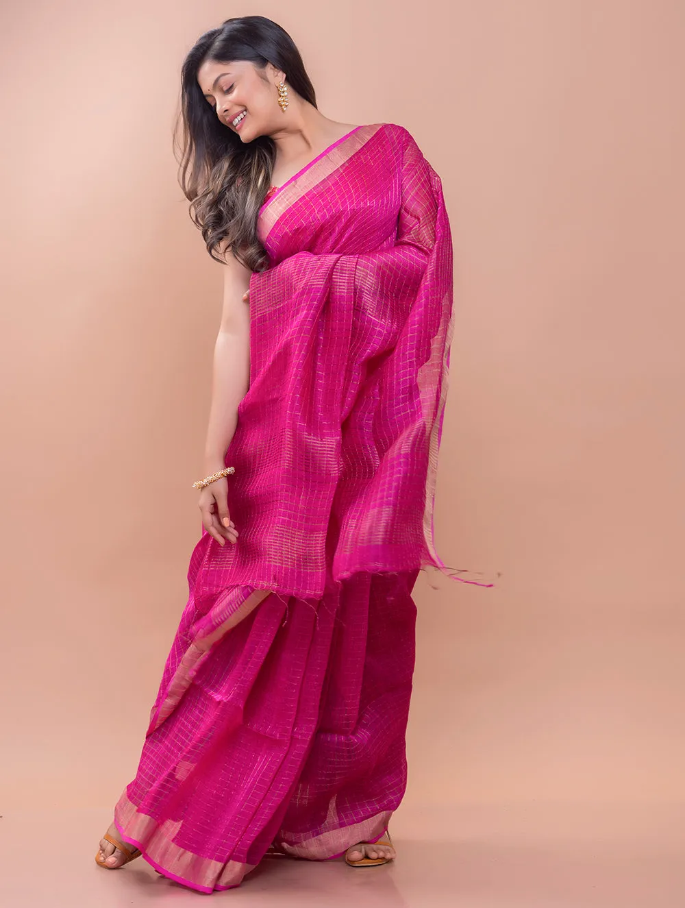 Graceful Elegance. Soft Bengal Handwoven Linen Silk Zari Sari - Magenta & Silver