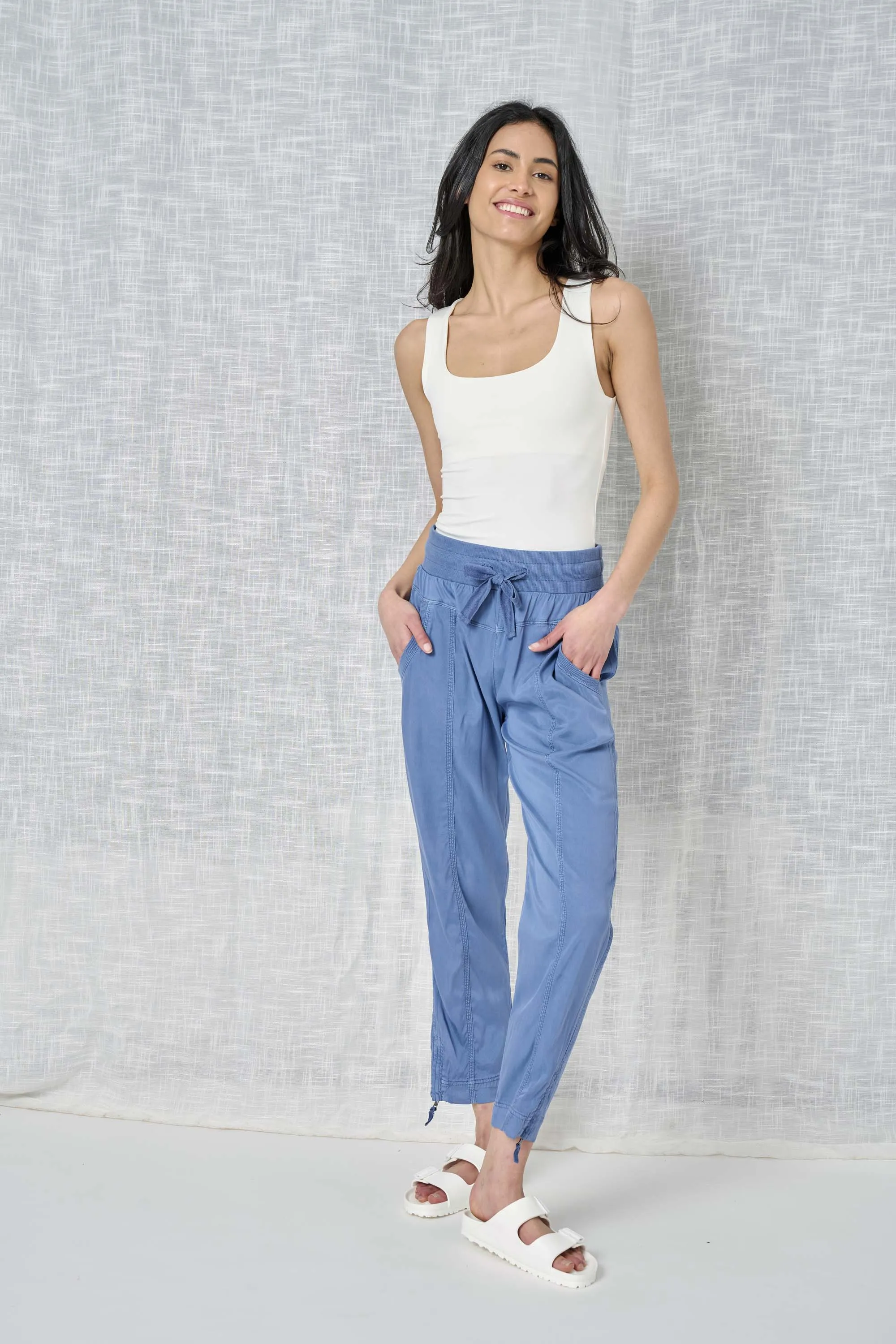 Melody Stretch Cupro Relaxed Fit Jogger