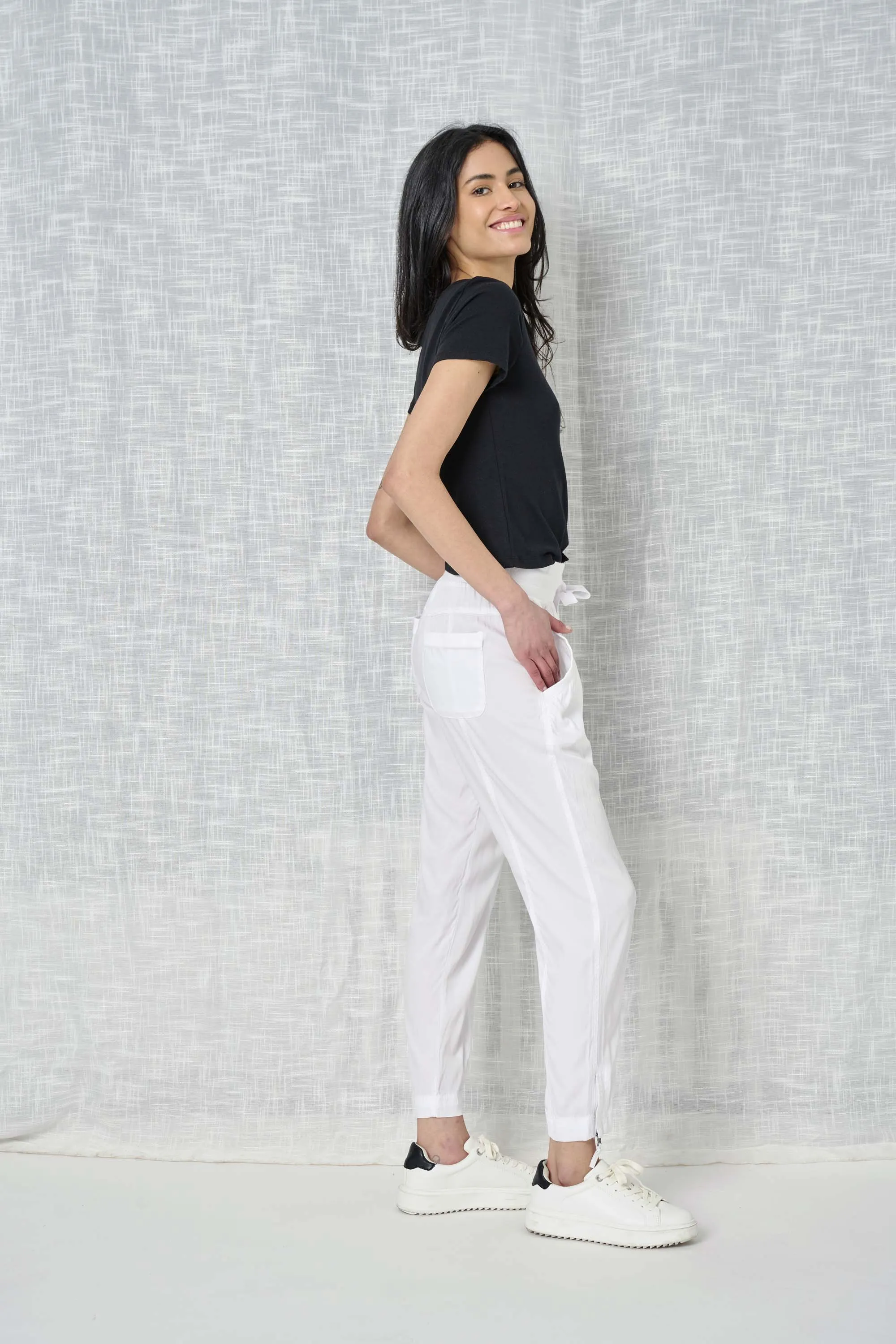 Melody Stretch Cupro Relaxed Fit Jogger