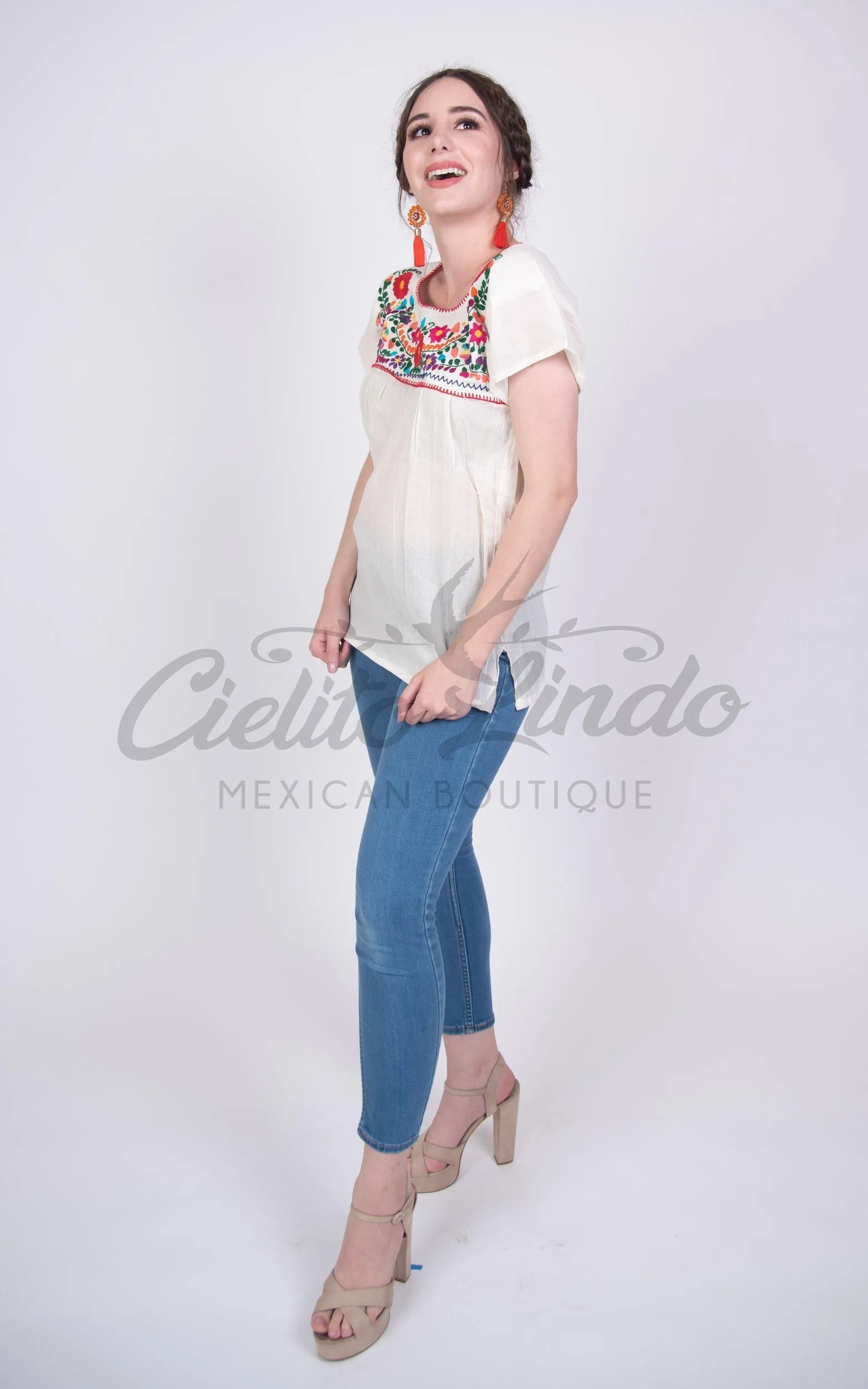 Mexican Tehuacan Embroidered Blouse Cream