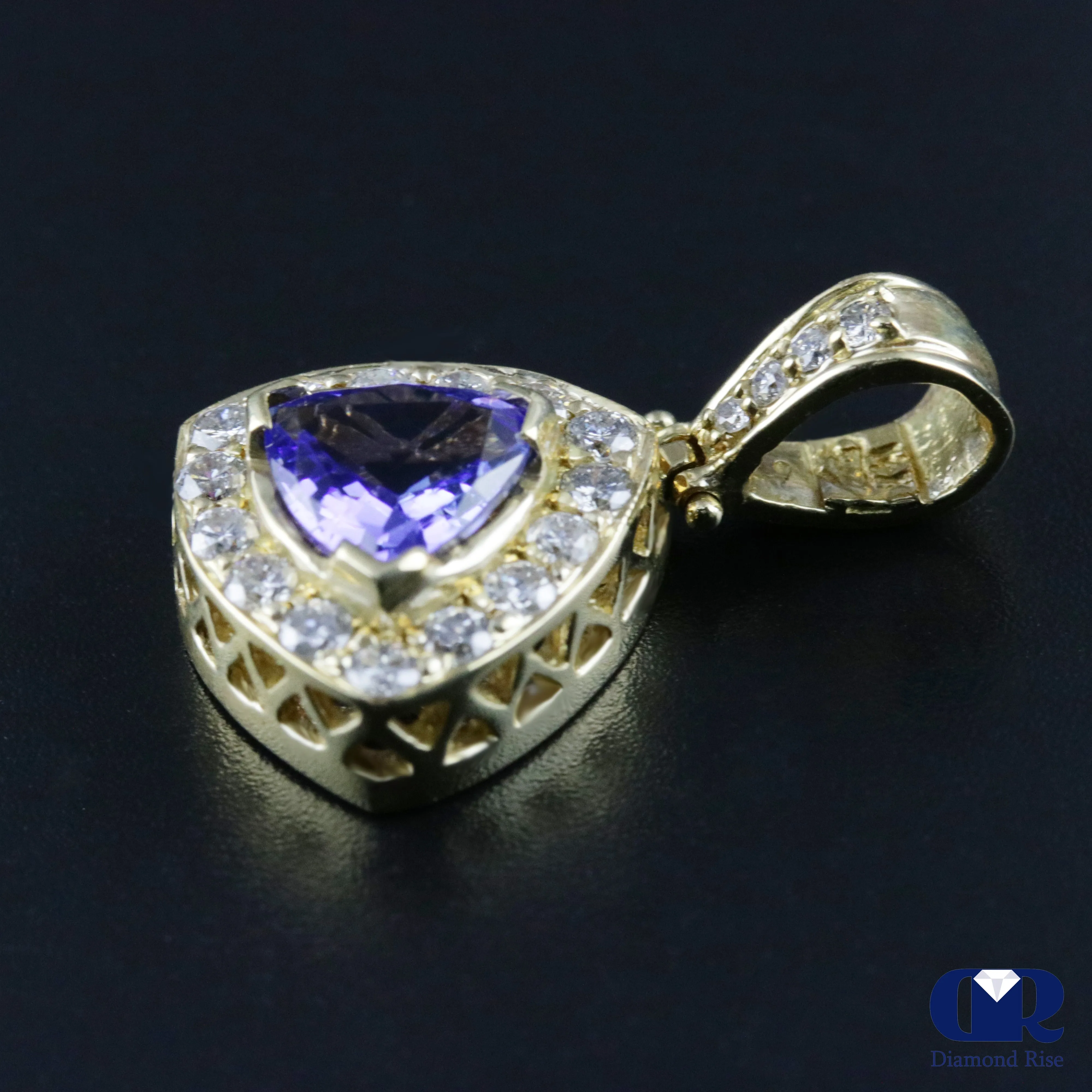 Natural 1.93 Ct Trillion Tanzanite & Round Diamond Pendant Necklace 14K Yellow Gold