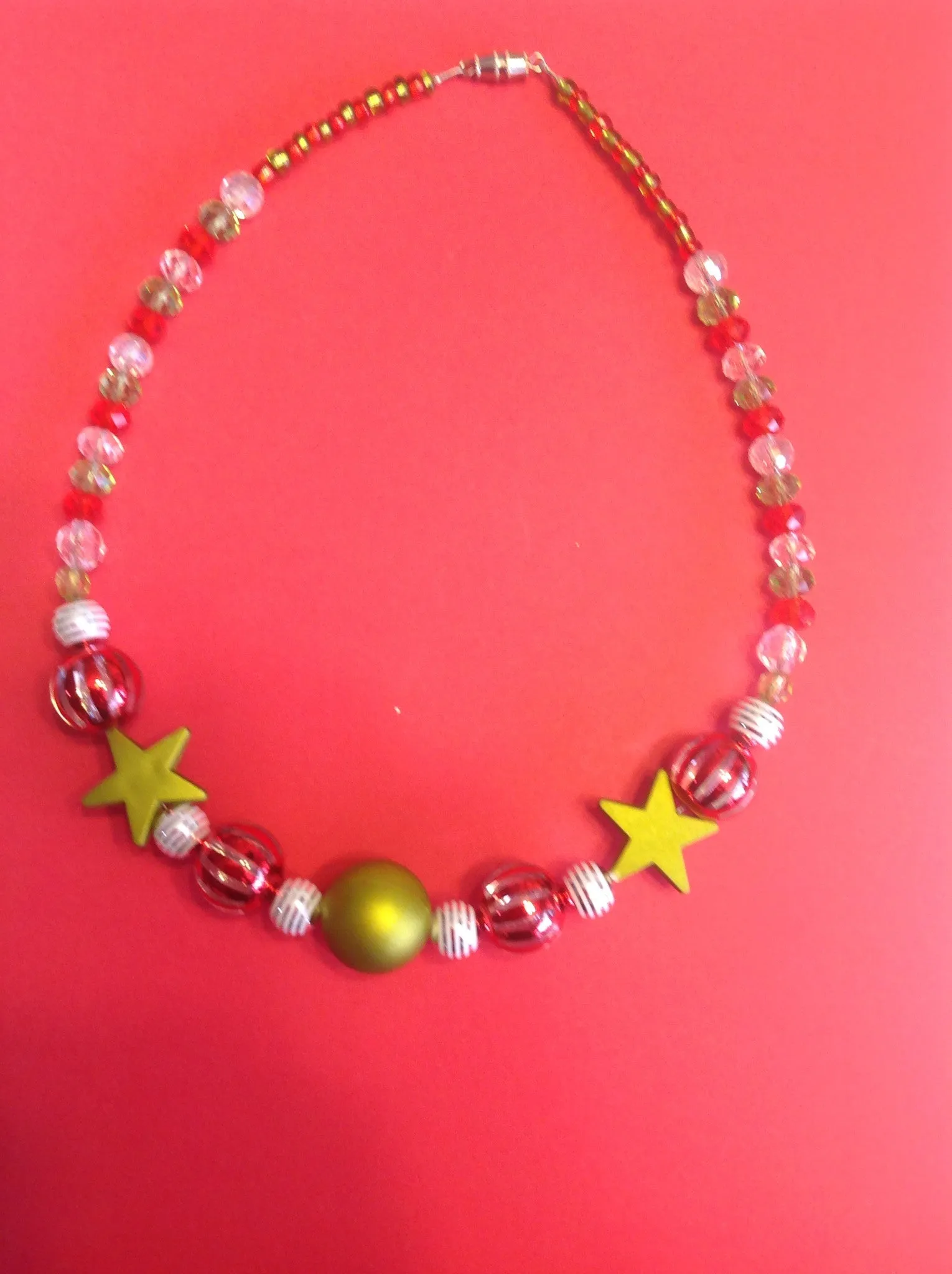 Red white and green star Christmas necklace