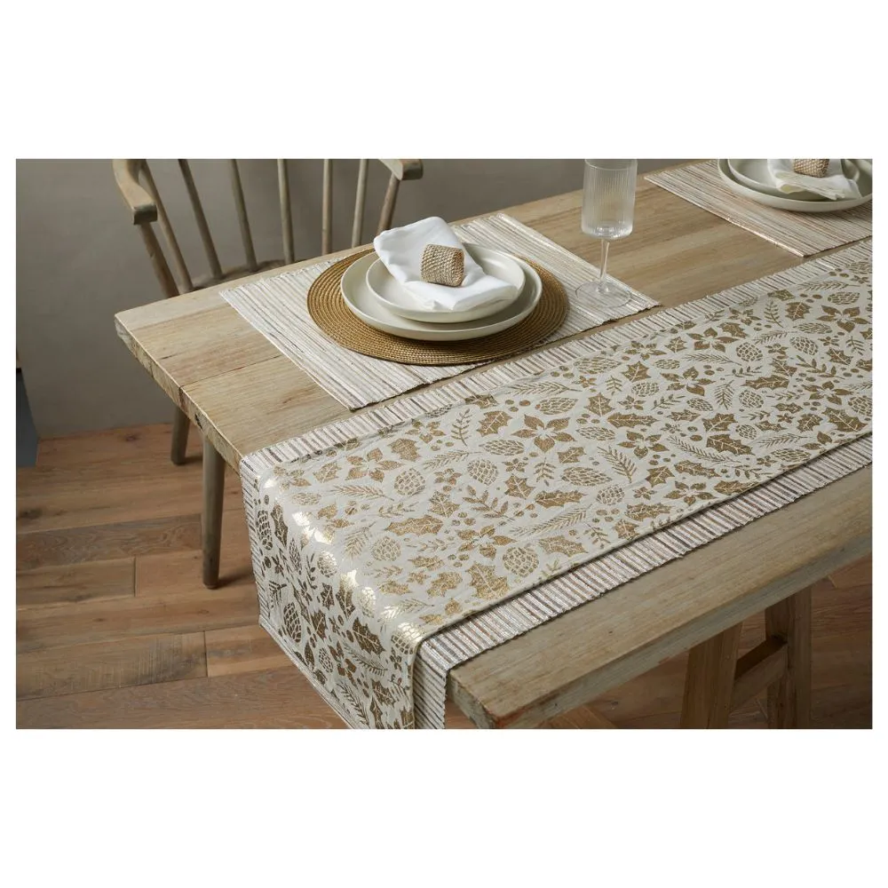 Walton & Co 180cm Winter Berries Runner Gold